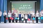 Учитель рядом и в горе, и в радости… Учитель рядом и в горе, и в радости…